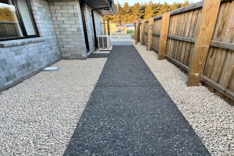 Photo of property in 66 Hilton Drive, Amberley, 7410