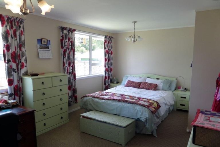 Photo of property in 4 Toi Grove, Turangi, 3334