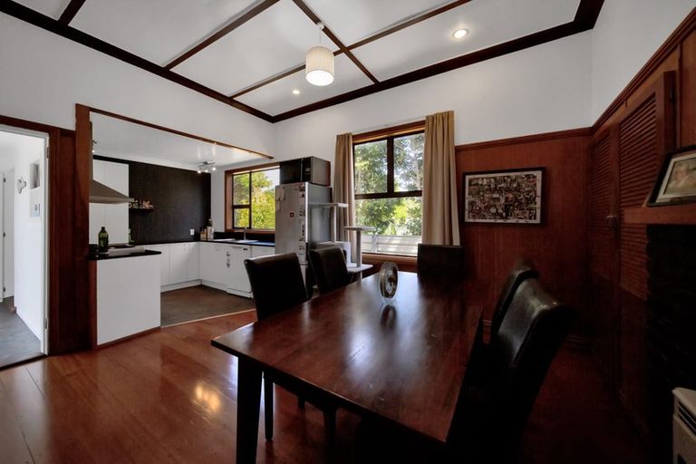 Photo of property in 16 Dixon Avenue, Hawera, 4610