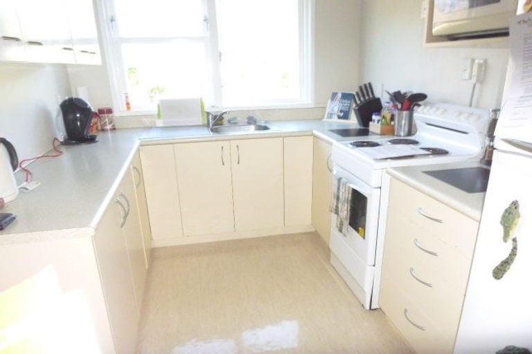 Photo of property in 95 Farmer Crescent, Taita, Lower Hutt, 5011