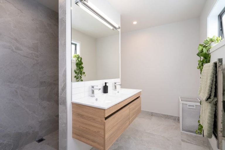 Photo of property in 27c Isobel Hodgson Drive, Cambridge, 3434