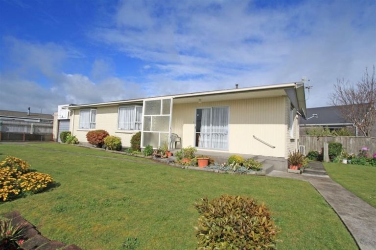 Photo of property in 2 Sole Avenue, Bell Block, New Plymouth, 4312