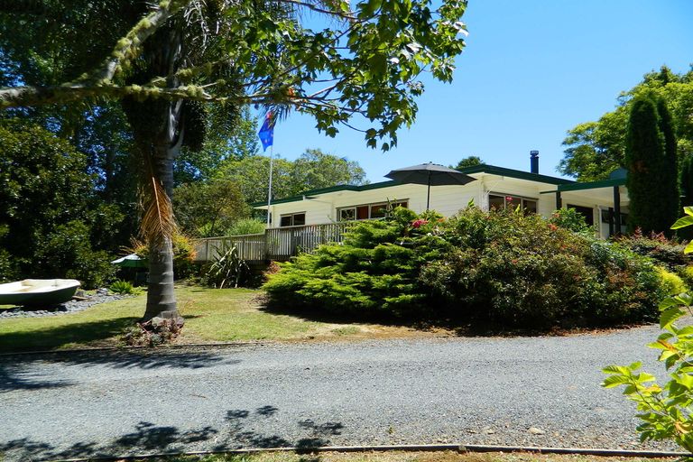 Photo of property in 10 Mission Road, Kerikeri, 0230