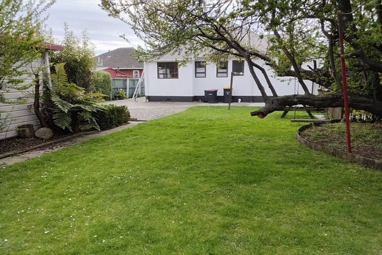 Photo of property in 32 Glenroy Street, Woolston, Christchurch, 8062