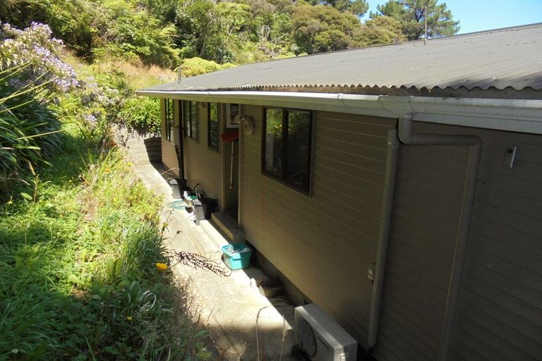 Photo of property in 32 John Street, Stokes Valley, Lower Hutt, 5019