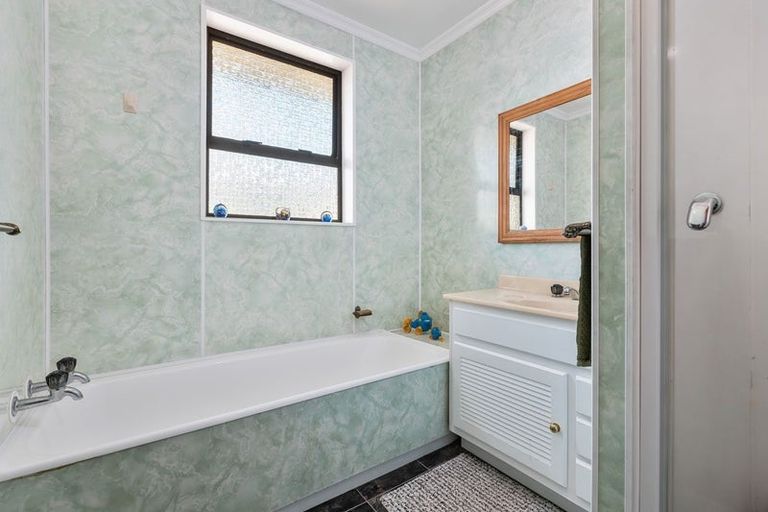 Photo of property in 142 Mangati Road, Bell Block, New Plymouth, 4312