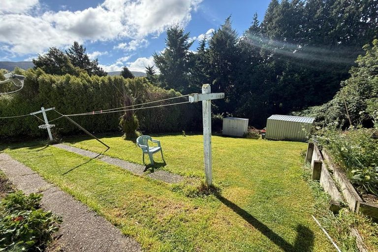 Photo of property in 16 Lowe Street, Liberton, Dunedin, 9010