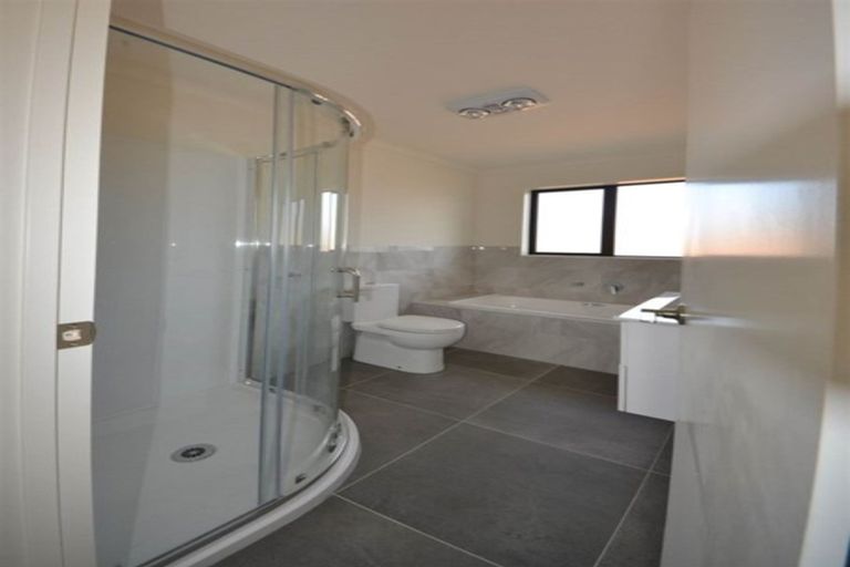 Photo of property in 6 Moyle Street, Pokeno, 2402