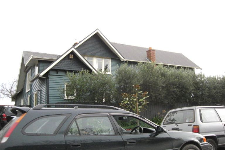 Photo of property in 27 Mcdougall Avenue, St Albans, Christchurch, 8014