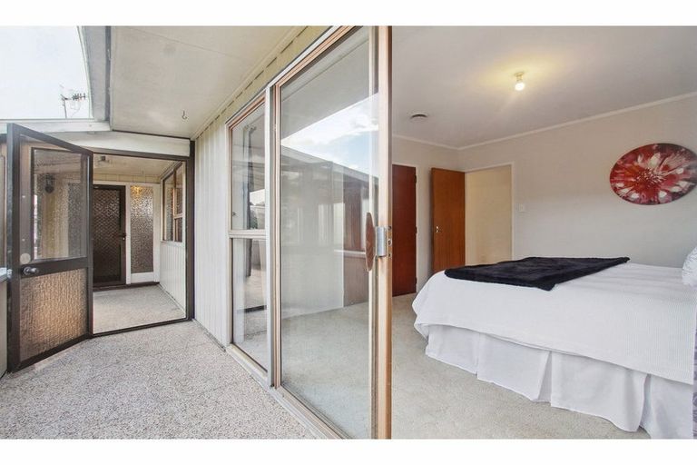 Photo of property in 1/78 Bentley Avenue, Glenfield, Auckland, 0629