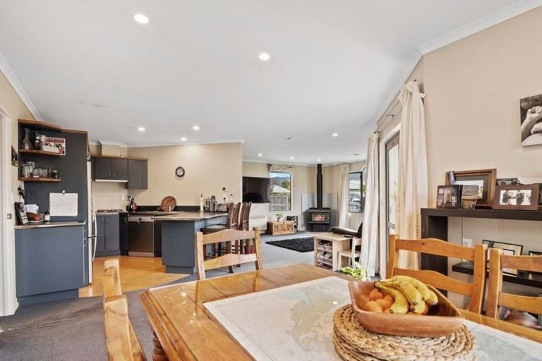 Photo of property in 10 Pukeone Place, Motueka, 7120