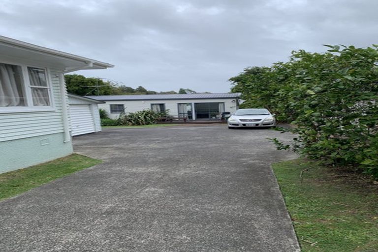 Photo of property in 28 Hillcrest Avenue, Hillcrest, Auckland, 0627