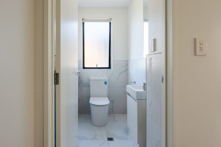 Photo of property in 34 Seafarer Crescent, Stanmore Bay, Whangaparaoa, 0932