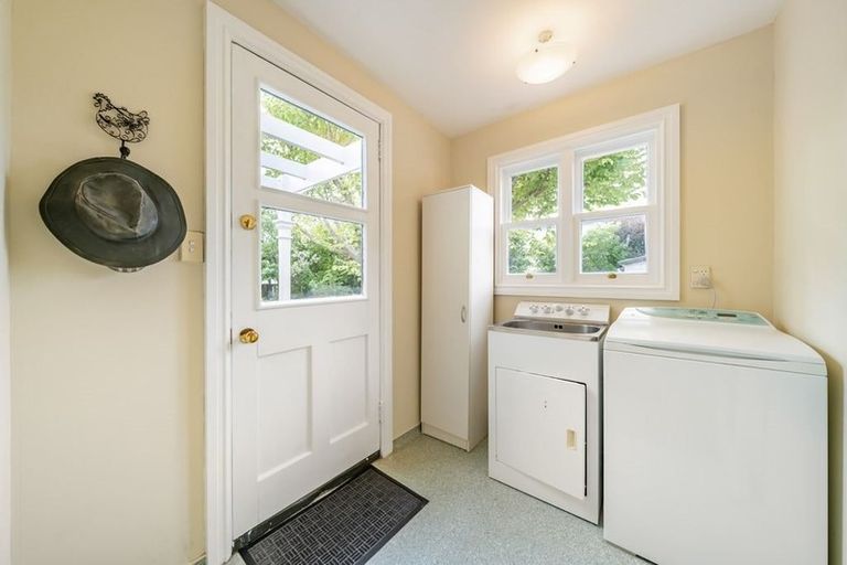 Photo of property in 36 Britannia Street, Petone, Lower Hutt, 5012