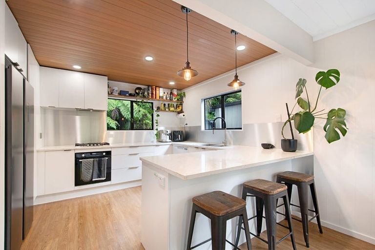 Photo of property in 169 Wairere Road, Waitakere, Henderson, 0782