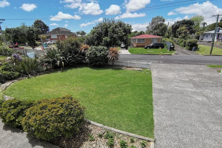 Photo of property in 6 Miles Avenue, Papatoetoe, Auckland, 2025