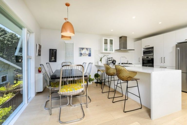 Photo of property in 1/7 Macky Avenue, Devonport, Auckland, 0624