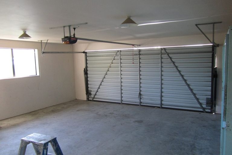 Photo of property in 22a Dunedin Street, Redwood, Christchurch, 8051