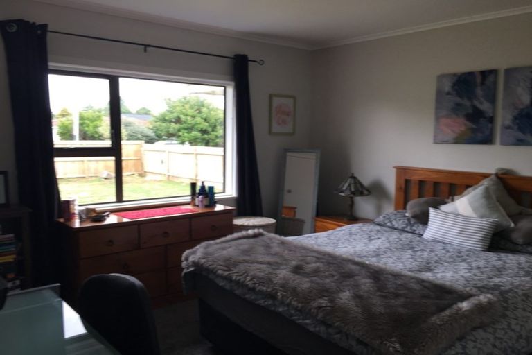 Photo of property in 37a Alma Crescent, Papakura, 2110
