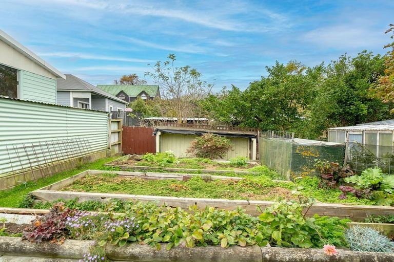 Photo of property in 38 Seaton Road, Portobello, Dunedin, 9014