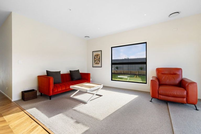 Photo of property in 16 Travertine Street, Cromwell, 9310