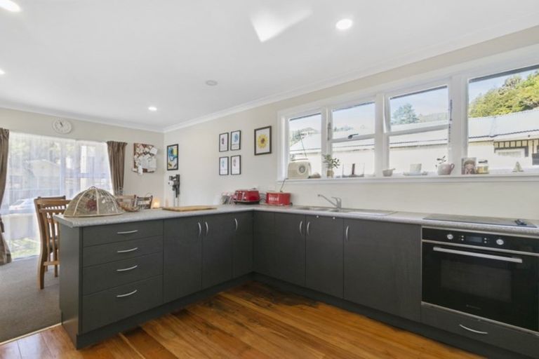 Photo of property in 54 Sunny Grove, Wainuiomata, Lower Hutt, 5014