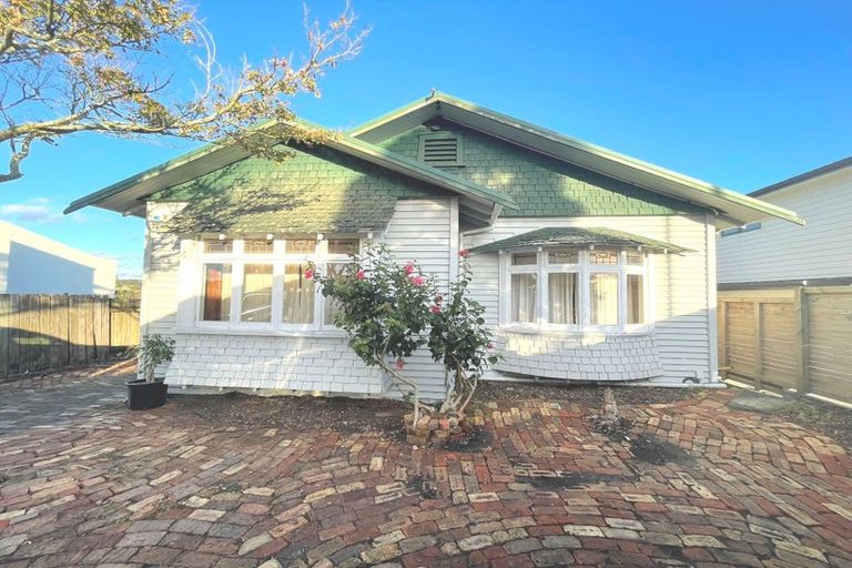 Photo of property in 180 Surrey Crescent, Grey Lynn, Auckland, 1021