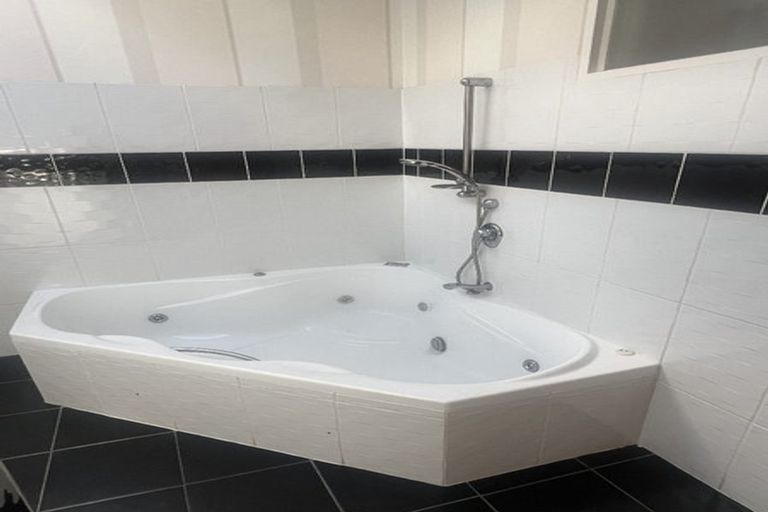 Photo of property in 11a Glen Street, Levin, 5510