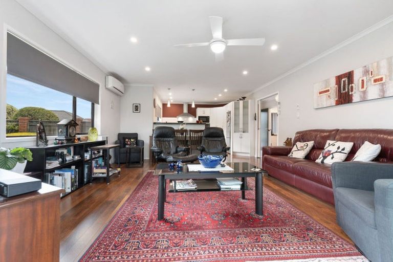 Photo of property in 40 Armstrong Avenue, Carterton, 5713