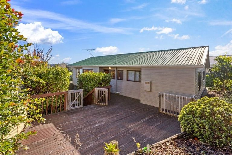 Photo of property in 74a Stanmore Bay Road, Stanmore Bay, Whangaparaoa, 0932