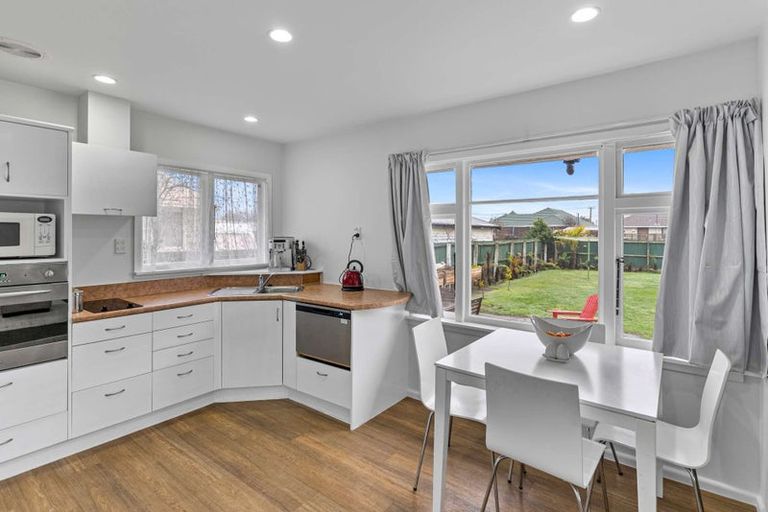 Photo of property in 10 Carters Road, Aranui, Christchurch, 8061