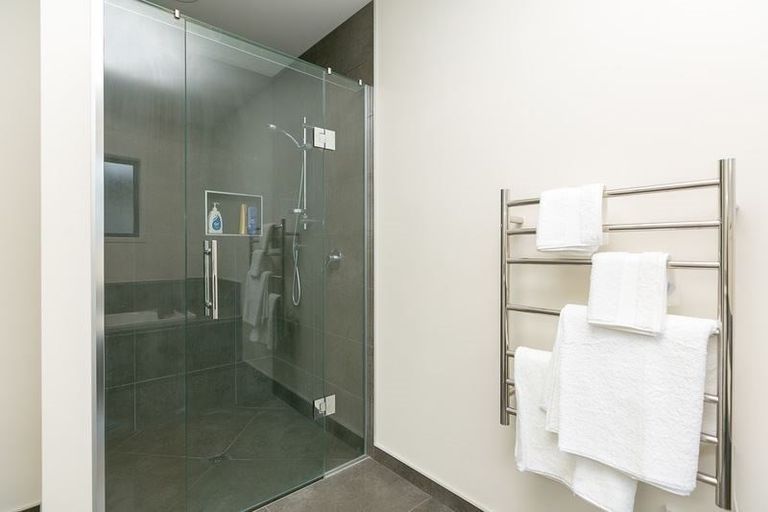 Photo of property in 1 Rawiri Drive, Bell Block, New Plymouth, 4312