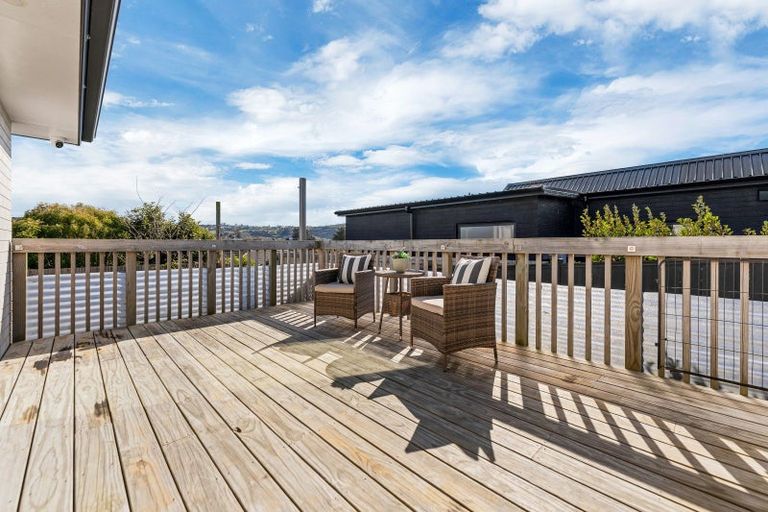 Photo of property in 16 Lippiatt Crescent, Pokeno, 2402