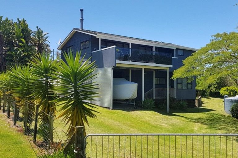 Photo of property in 14 Omutu Street, Oakura, Hikurangi, 0184