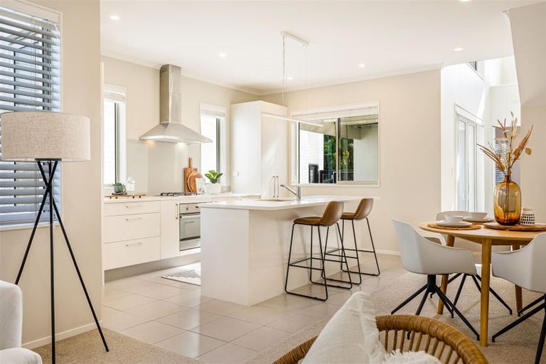 Photo of property in 17 Station Street, Hobsonville, Auckland, 0616