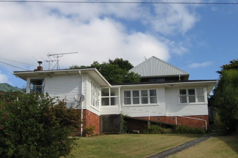 Photo of property in 2/11 Zion Road, Birkenhead, Auckland, 0626
