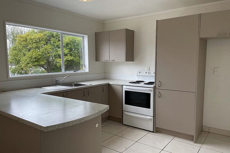 Photo of property in 1/69 Monarch Avenue, Hillcrest, Auckland, 0627