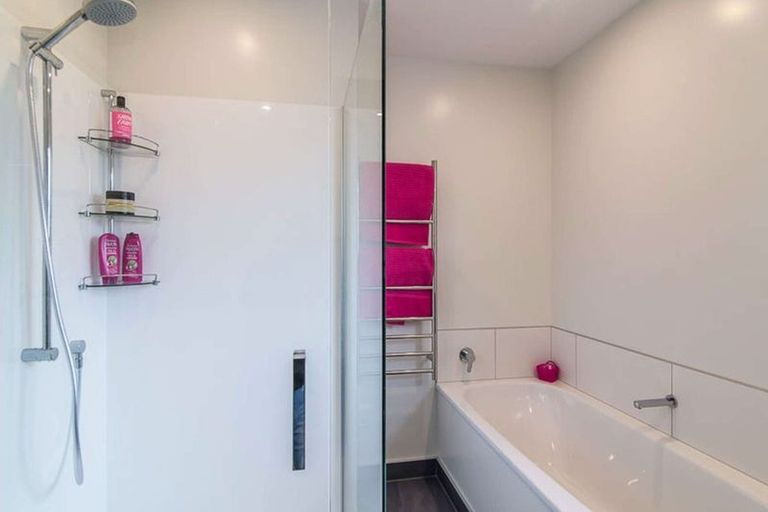 Photo of property in 48 Cunliffe Street, Johnsonville, Wellington, 6037