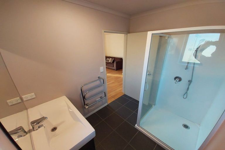 Photo of property in 28 Onslow Road, Lake Hayes, Queenstown, 9304