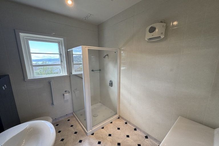 Photo of property in 43a Messines Road, Karori, Wellington, 6012