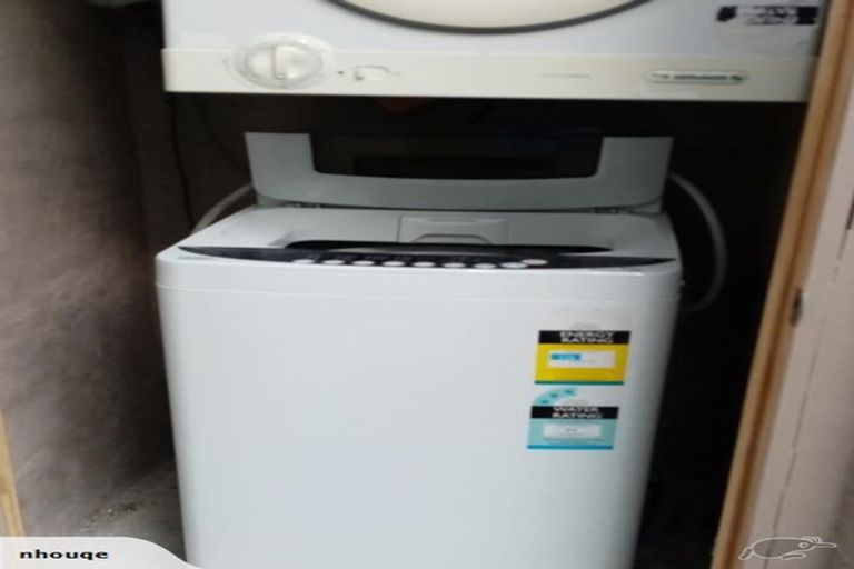 Photo of property in 52 Chamberlain Road, Karori, Wellington, 6012