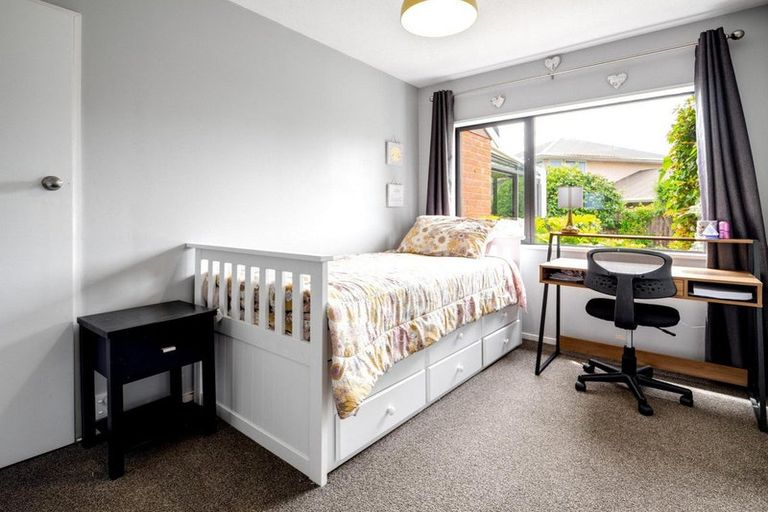 Photo of property in 103 Grimseys Road, Redwood, Christchurch, 8051