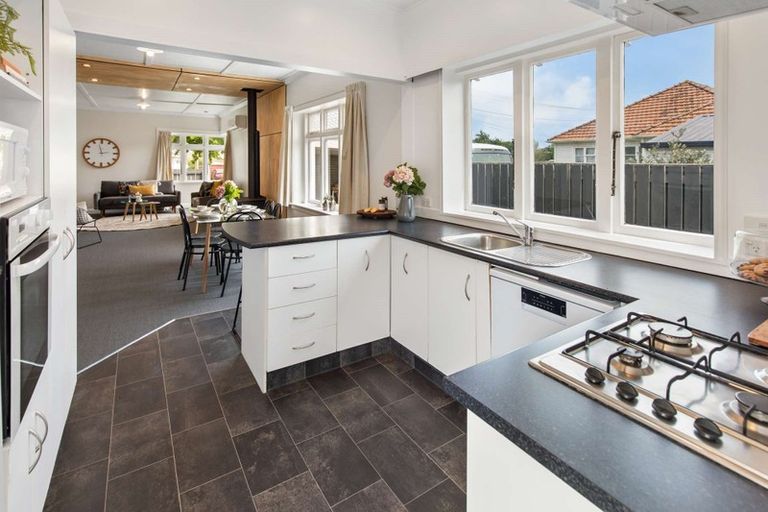 Photo of property in 14 Holyoake Street, Whanganui East, Whanganui, 4500