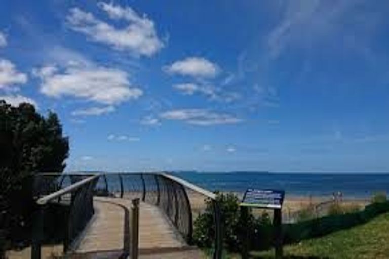 Photo of property in 264 Beach Road, Campbells Bay, Auckland, 0630