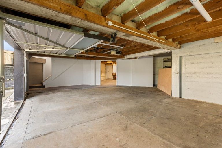 Photo of property in 22 Tenth Avenue, Tauranga, 3110