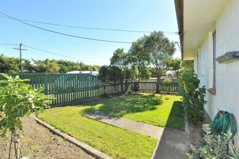 Photo of property in 1/28 Brixton Street, Islington, Christchurch, 8042