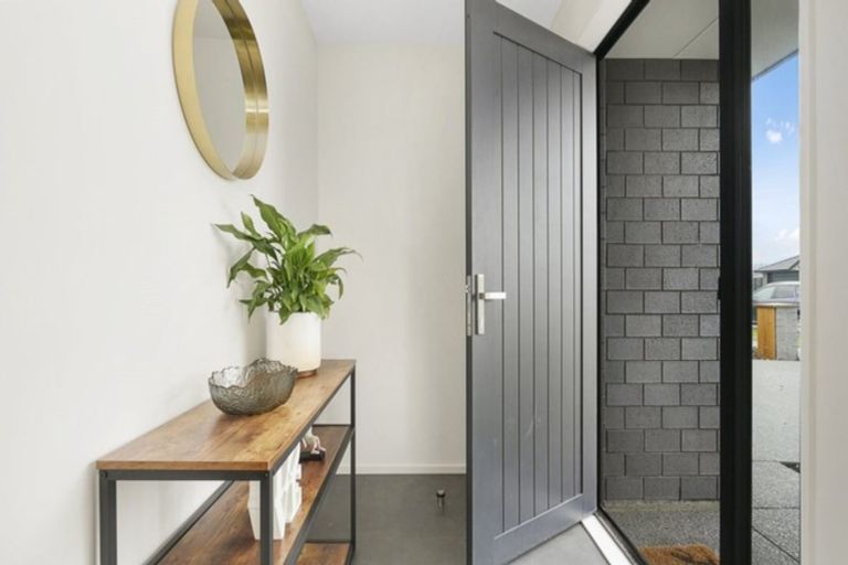 Photo of property in 11 Pajet Street, Marshland, Christchurch, 8083