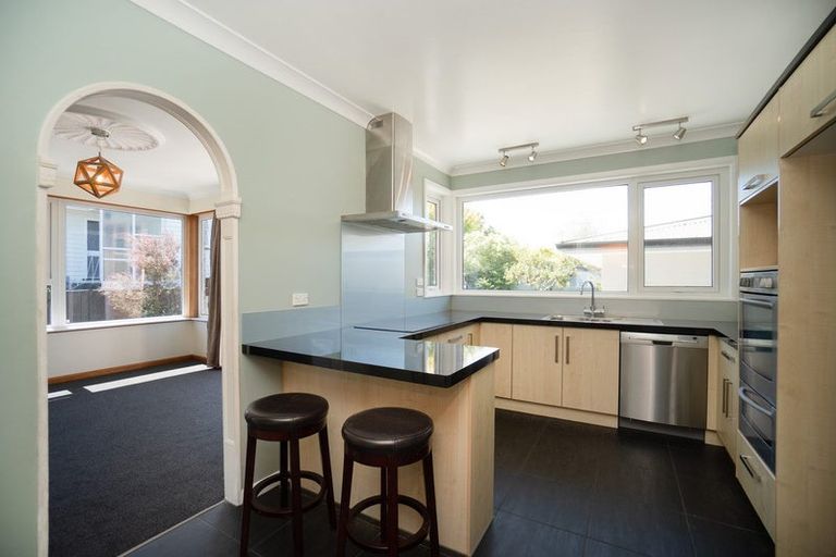 Photo of property in 10 Swansea Street, Hokowhitu, Palmerston North, 4410