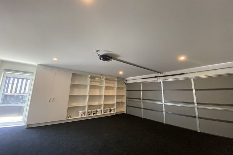 Photo of property in 43 Ken Douglas Drive, Aotea, Porirua, 5024