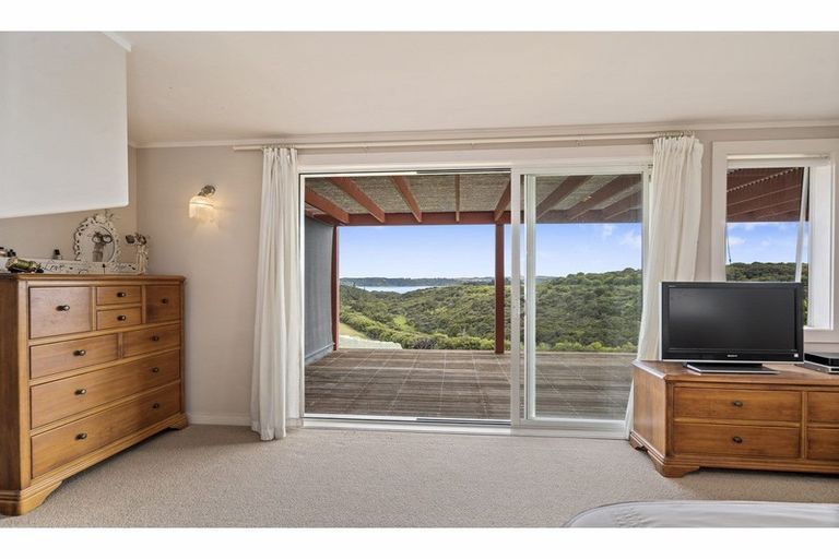 Photo of property in 142 Te Kowhai Point Road, Kerikeri, 0294